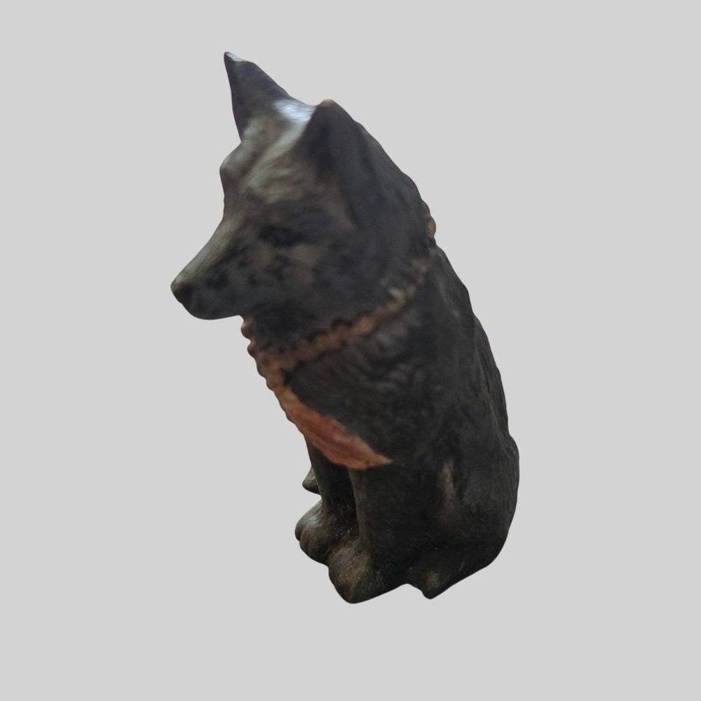 Grey Wolf with Feather Necklace Byron Products Figurine Southwest Vintage